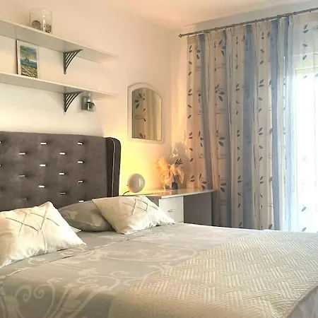 At Jenny Apartamento Omiš